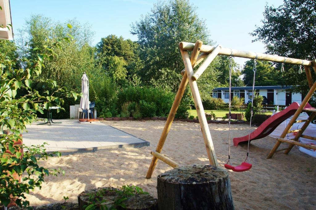 Huus bi de Kark EG room 1